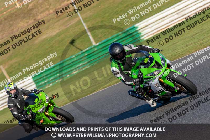 PJM Wedding Photography;enduro digital images;event digital images;eventdigitalimages;mallory park;mallory park photographs;mallory park trackday;mallory park trackday photographs;no limits trackdays;peter wileman photography;racing digital images;trackday digital images;trackday photos